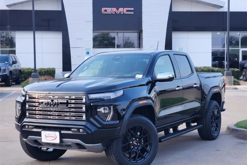 2026 Gmc Canyon Denali photo 1