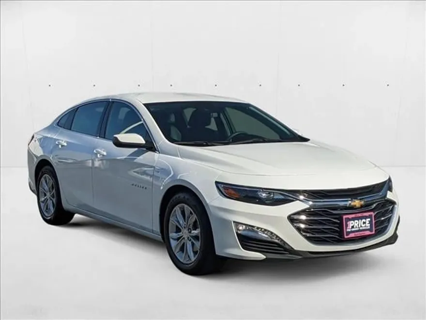 2023 Chevrolet Malibu 1LT photo 1