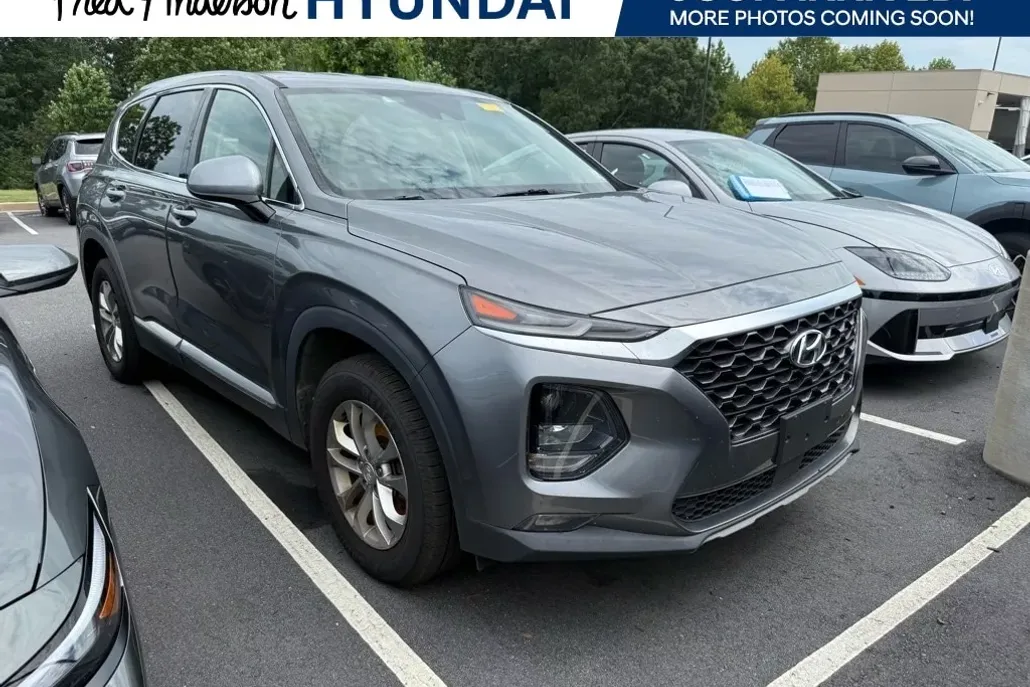 2019 Hyundai Santa Fe SEL photo 1