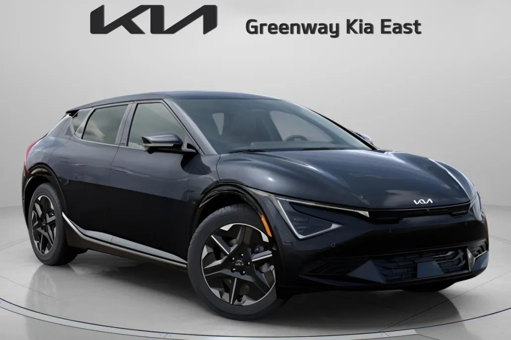 2025 Kia EV6 Wind photo 1