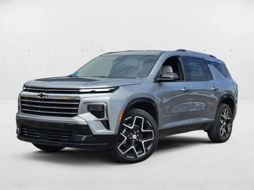 2026 Chevrolet Traverse High Country photo 1