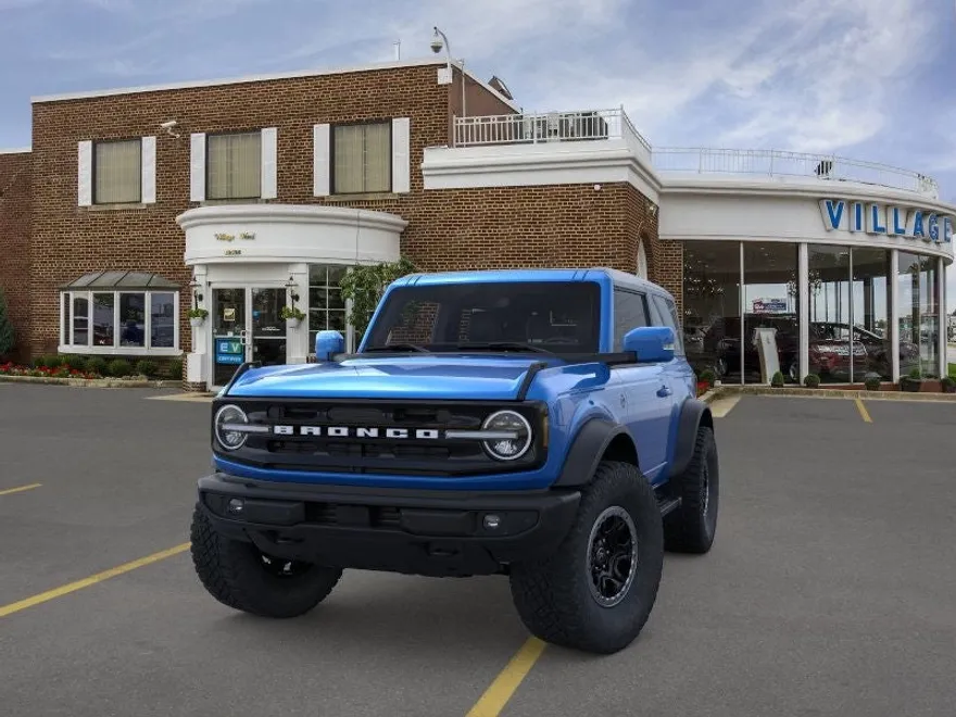 2023 Ford Bronco Outer Banks photo 1