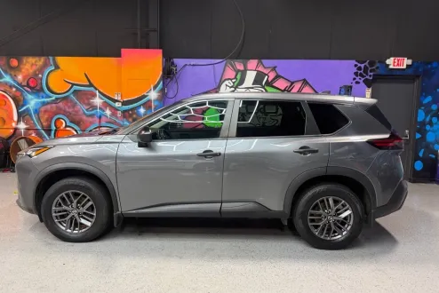 2021 Nissan Rogue S AWD photo 2