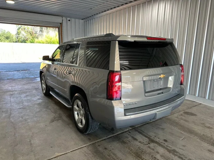 2017 Chevrolet Tahoe Premier photo 1