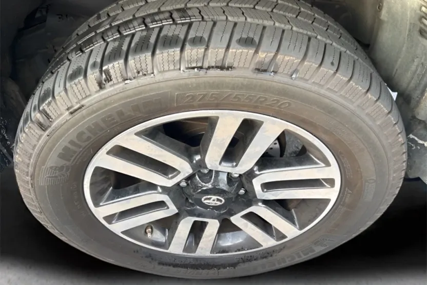 2016 Toyota 4Runner Base photo 1