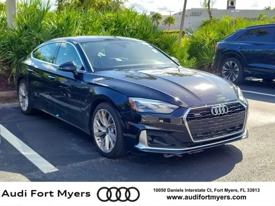 2022 Audi A5 40 Premium photo 1