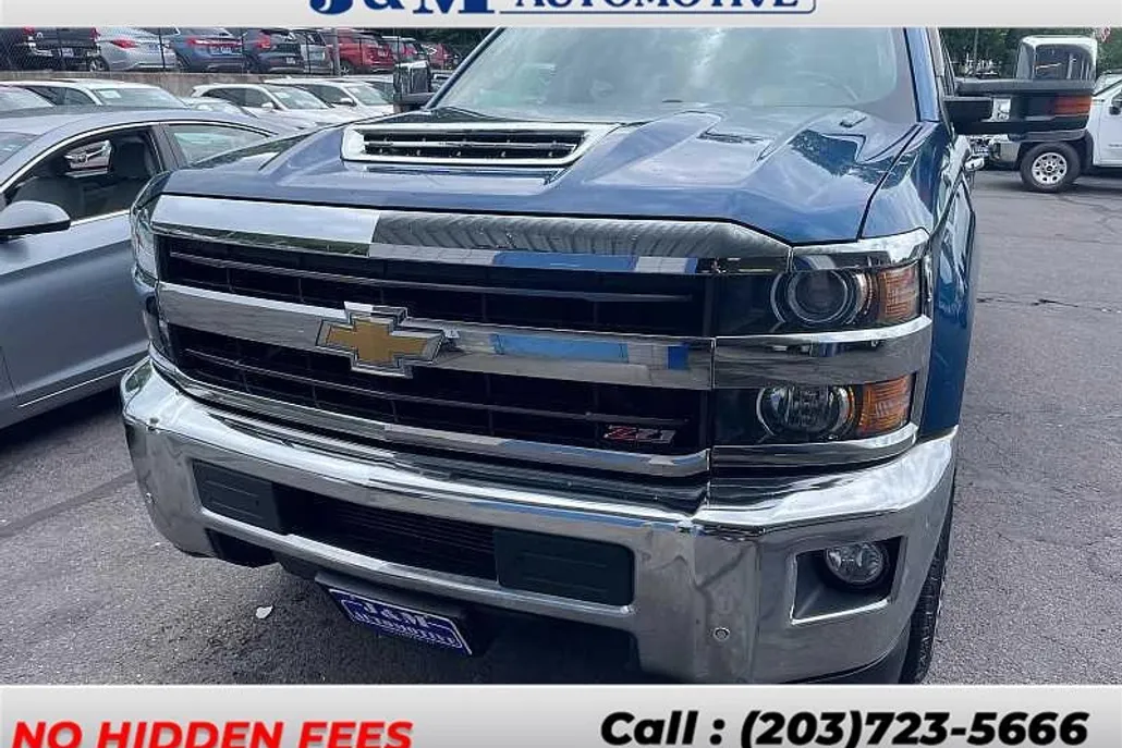 2018 Chevrolet Silverado 2500HD LTZ photo 1