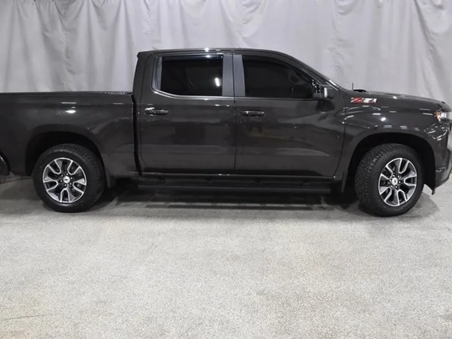 2021 Chevrolet Silverado 1500 RST photo 1