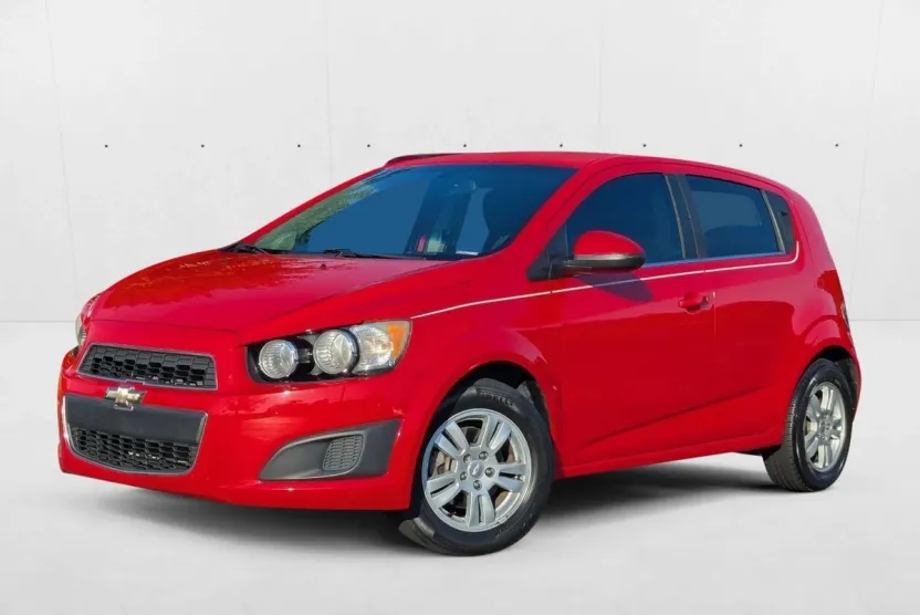 2014 Chevrolet Sonic LT photo 1