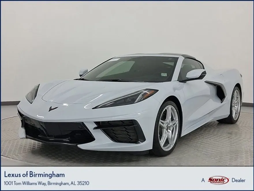 2020 Chevrolet Corvette 2LT photo 1