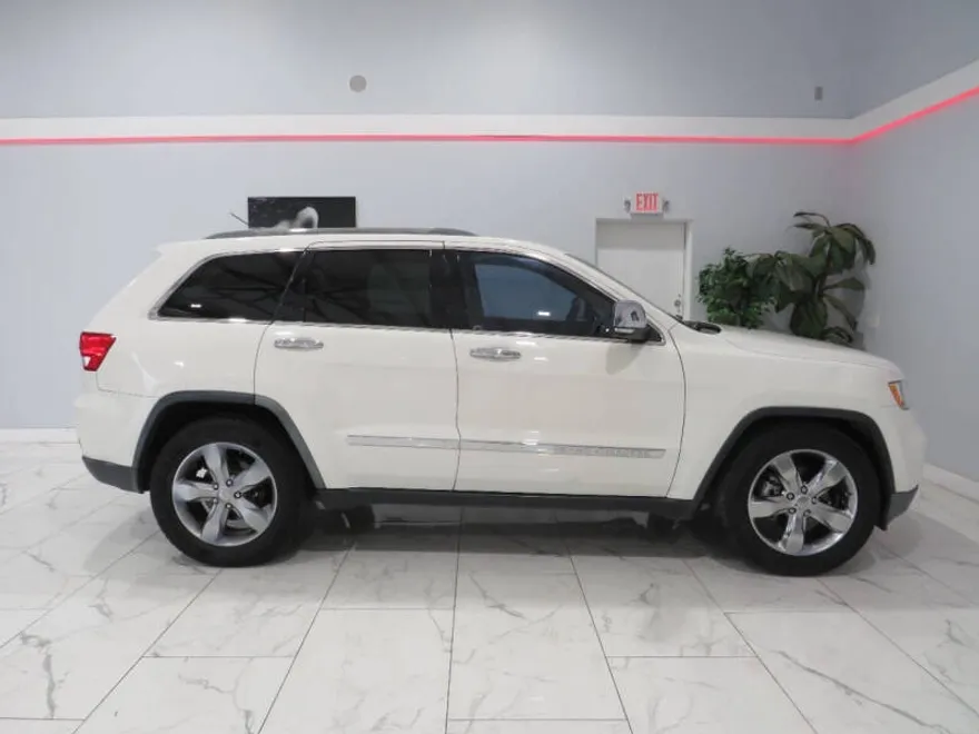 2012 Jeep Grand Cherokee Limited photo 1
