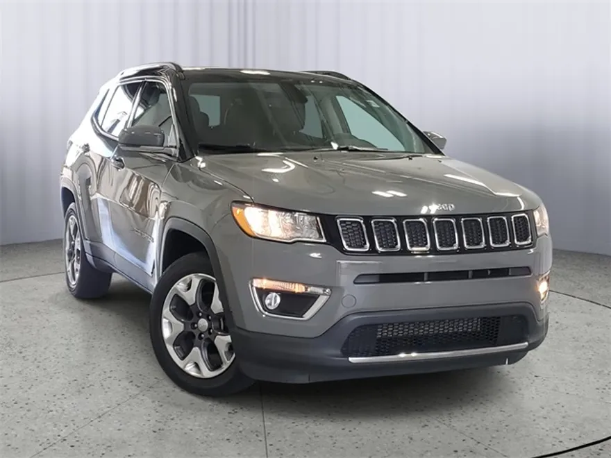 2019 Jeep Compass Limited photo 1