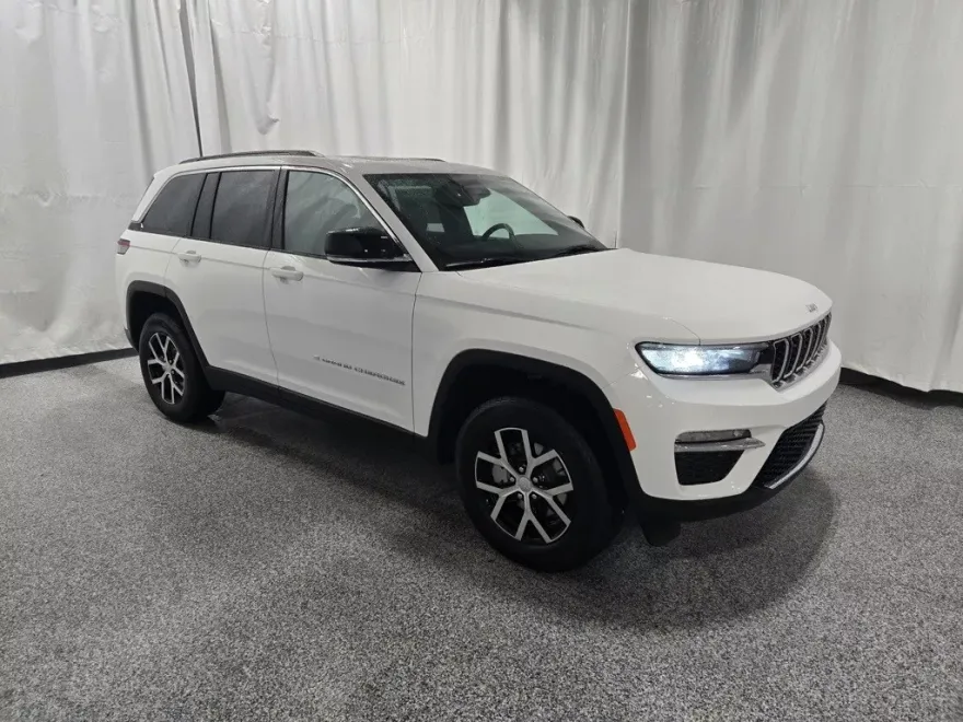 2025 Jeep Grand Cherokee Altitude X photo 1