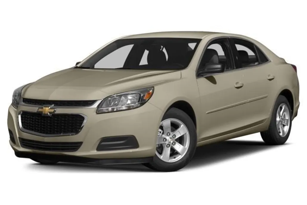 2015 Chevrolet Malibu 1LT photo 1