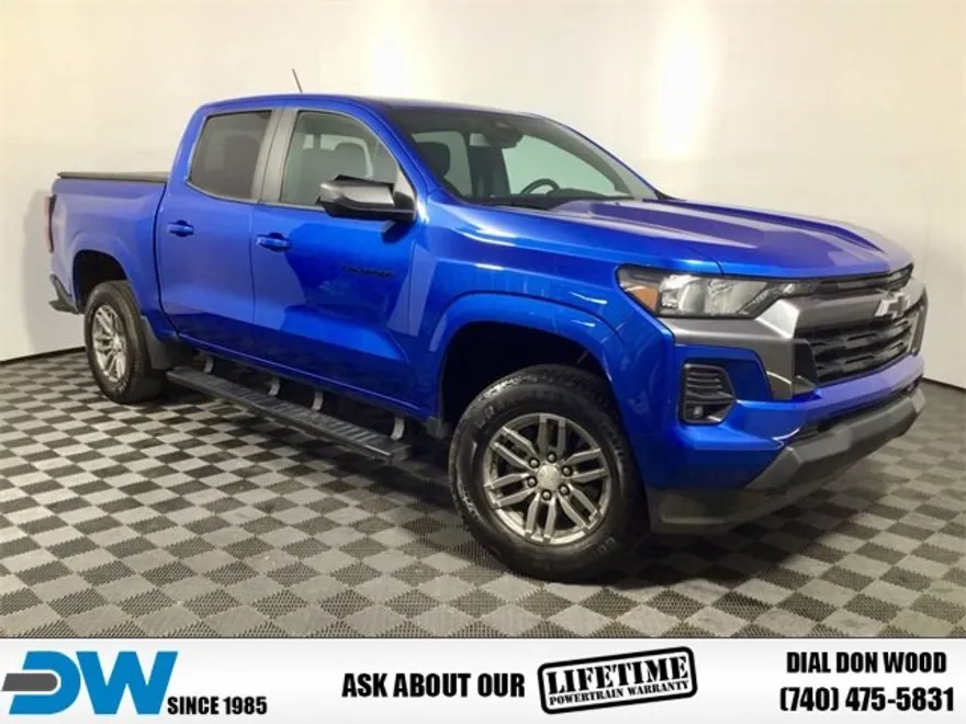 2023 Chevrolet Colorado LT photo 1