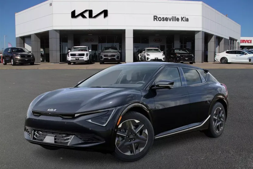 2025 Kia EV6 Light photo 1