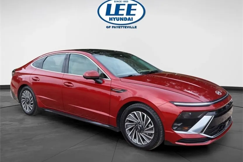 2024 Hyundai Sonata Hybrid Limited photo 1