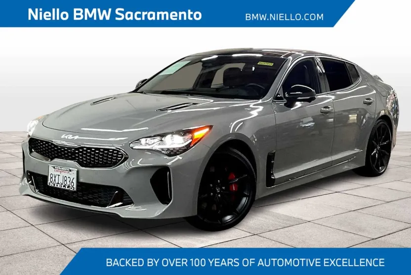2022 Kia Stinger GT2 photo 1