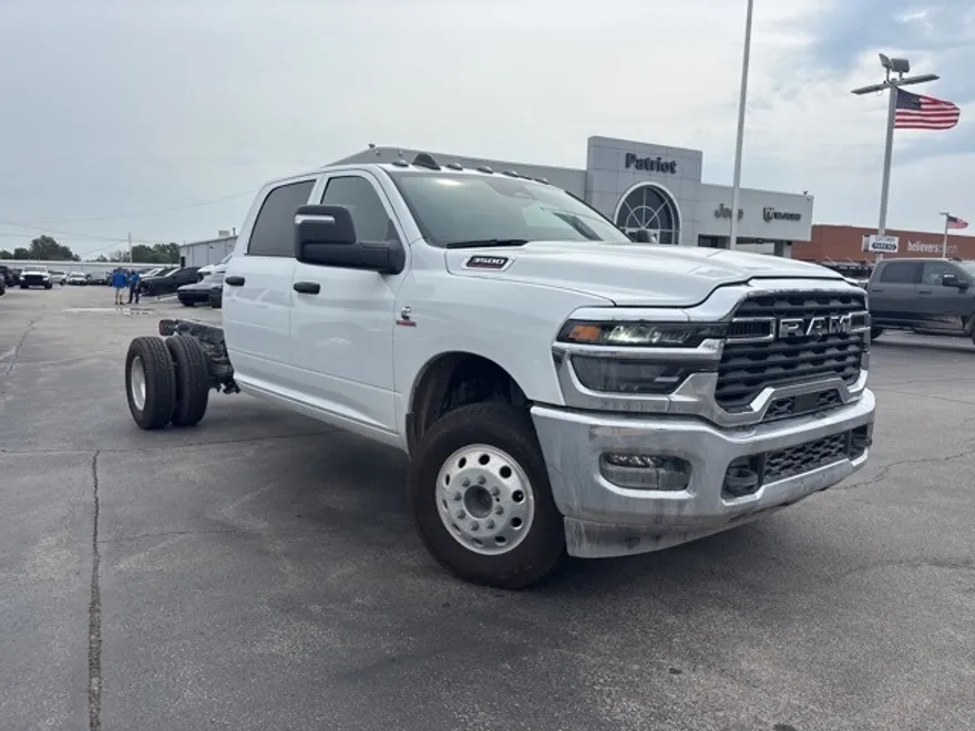 2026 Ram 3500 Tradesman photo 1