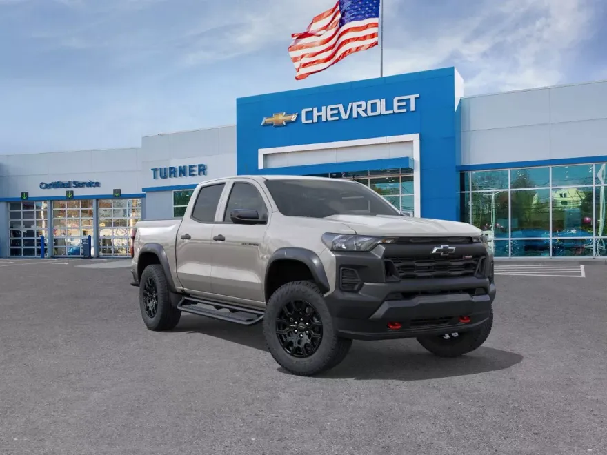 2026 Chevrolet Colorado Trail Boss photo 1