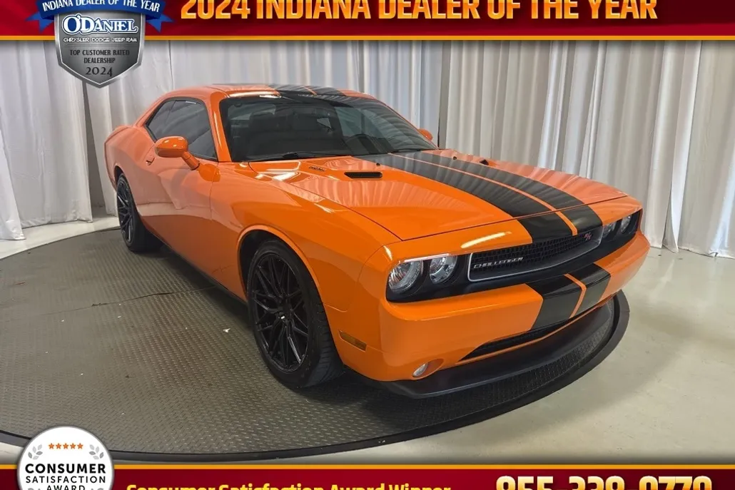 2014 Dodge Challenger R/T photo 1