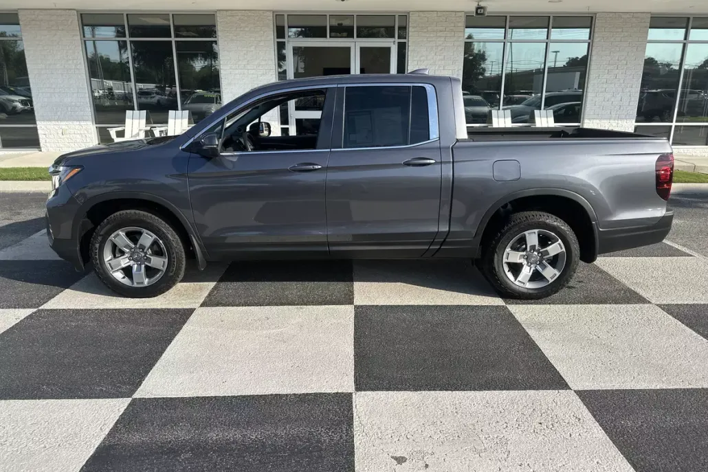 2025 Honda Ridgeline RTL photo 1