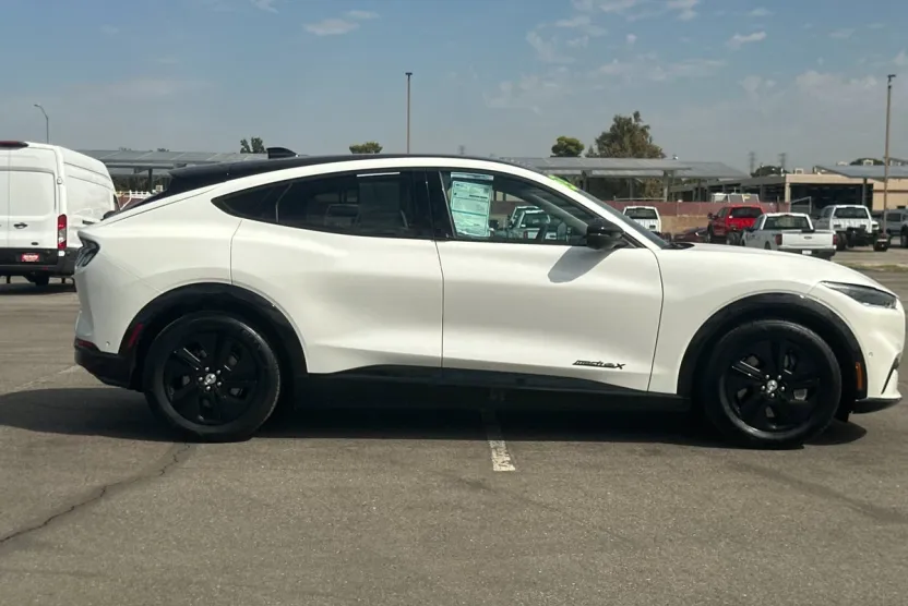 2023 Ford Mustang Mach-E California Route 1 photo 1