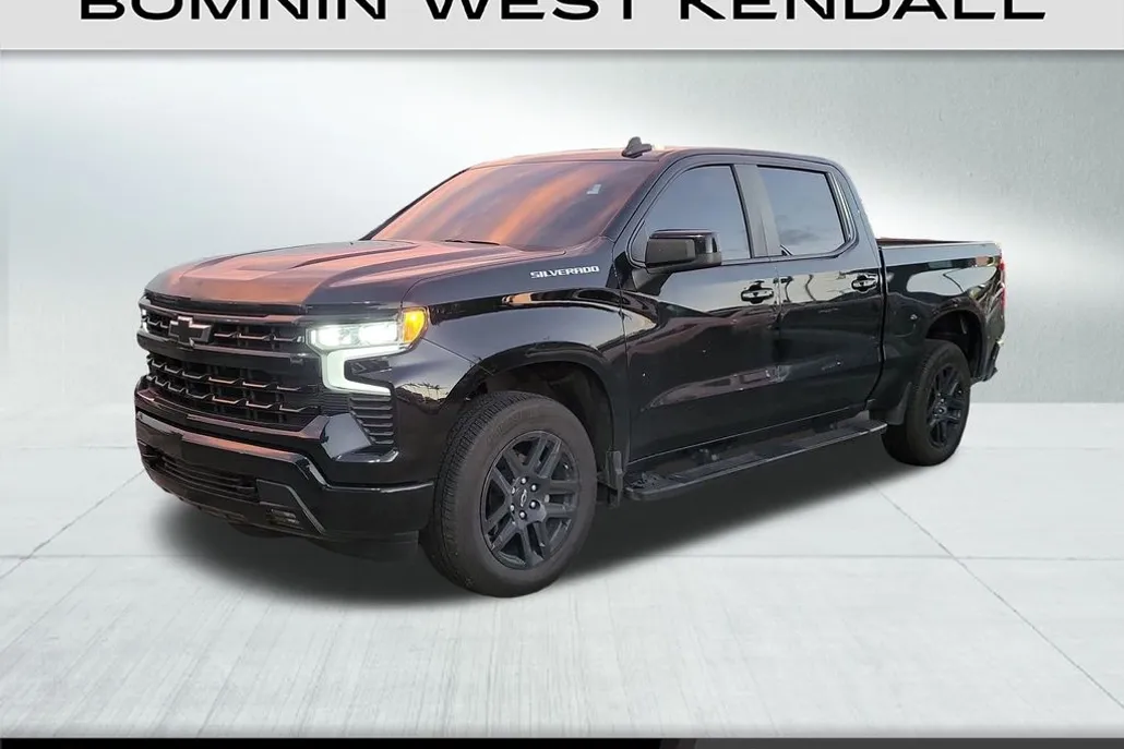 2024 Chevrolet Silverado 1500 RST photo 1