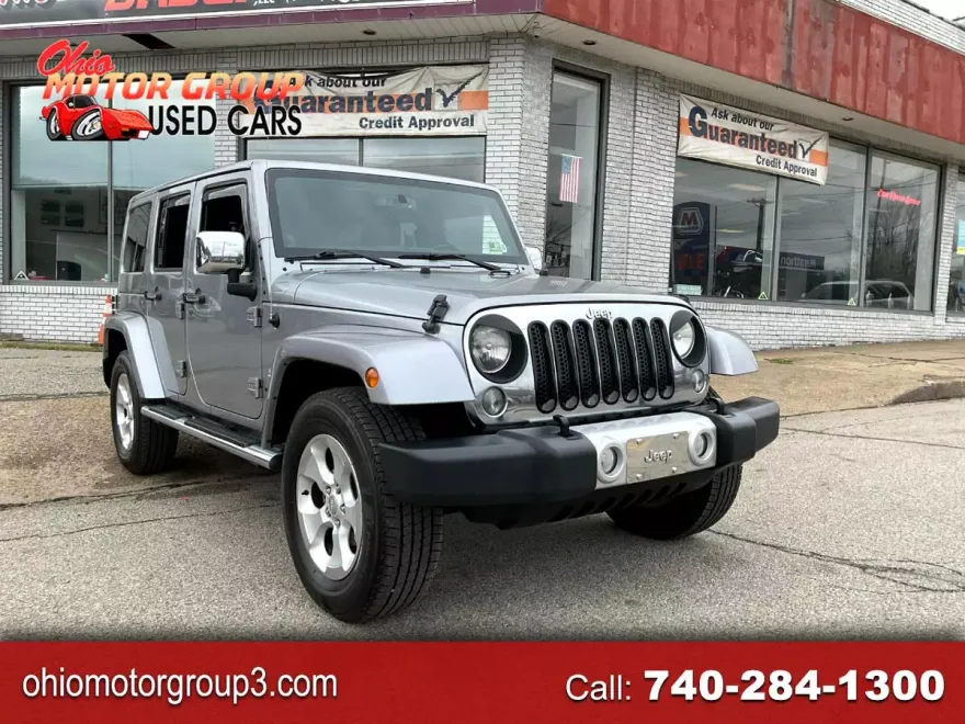 2014 Jeep Wrangler Unlimited Sahara photo 1
