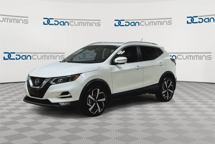 2021 Nissan Rogue Sport SL photo 1