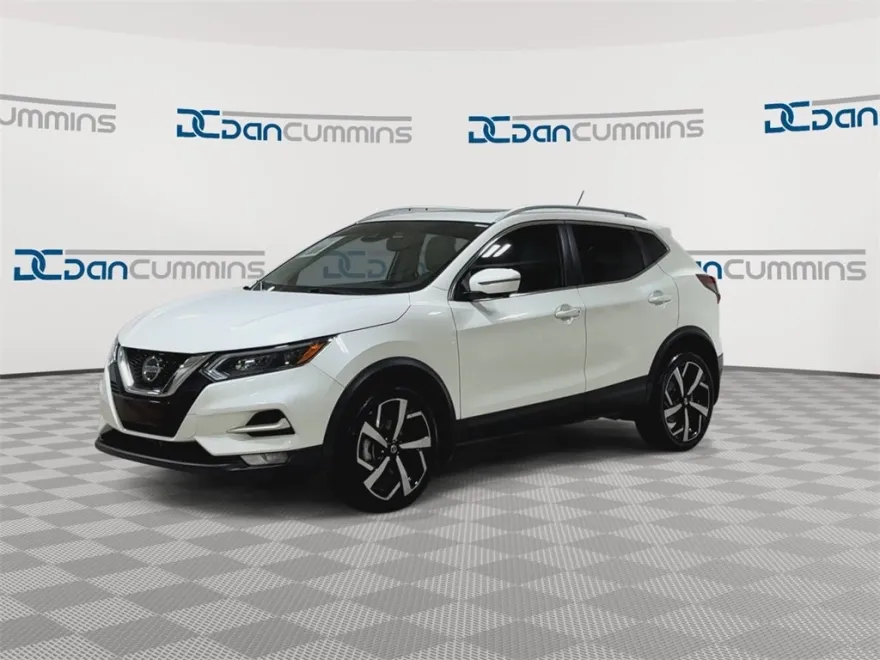 2021 Nissan Rogue Sport SL photo 1
