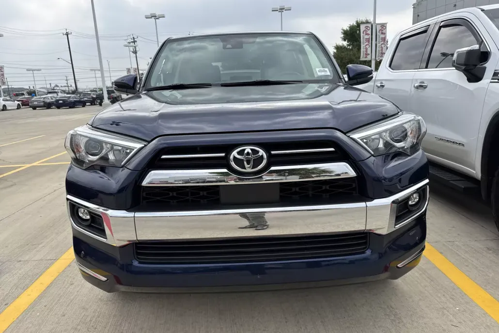 2021 Toyota 4Runner Limited photo 1