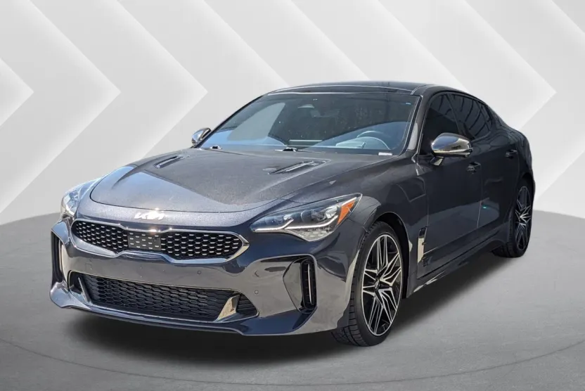 2022 Kia Stinger GT2 photo 1