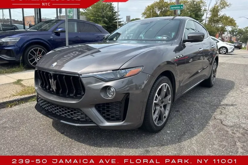 2023 Maserati Levante Modena S photo 1