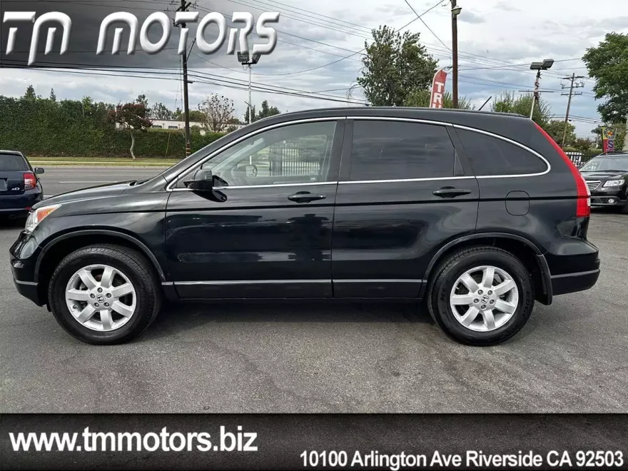 2011 Honda CR-V SE photo 1