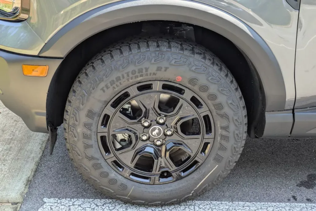 2025 Ford Bronco Sport Outer Banks photo 1