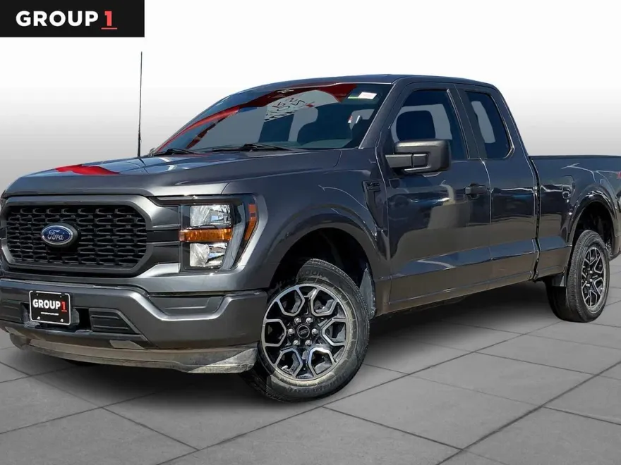 2023 Ford F-150 XL photo 1