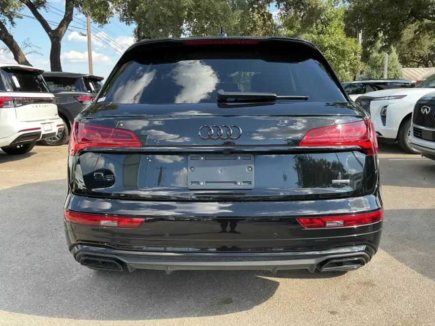 2022 Audi Q5 S line Premium Plus photo 1