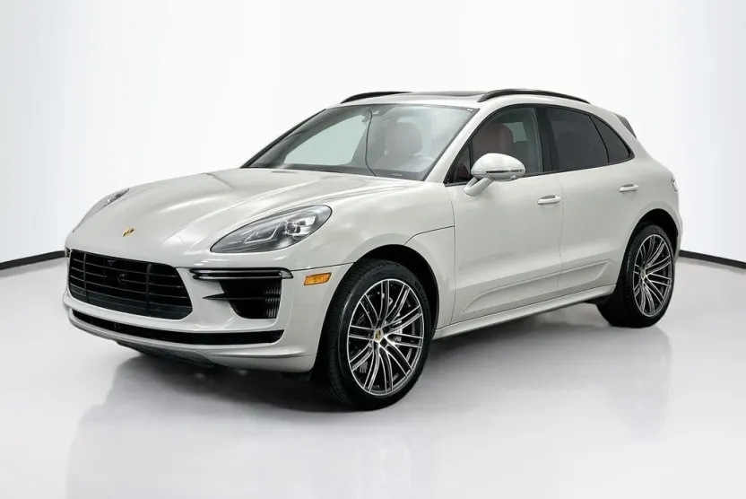 2020 Porsche Macan Turbo photo 1