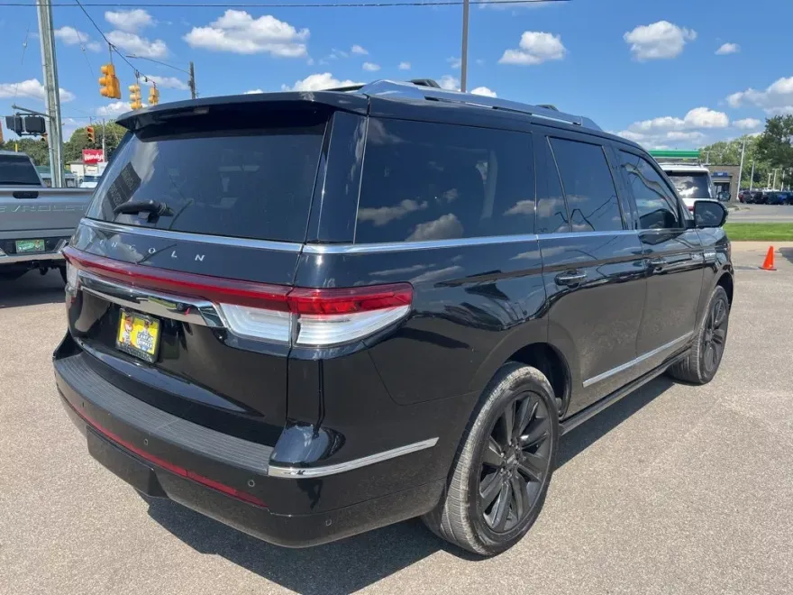 2022 Lincoln Navigator Reserve photo 1