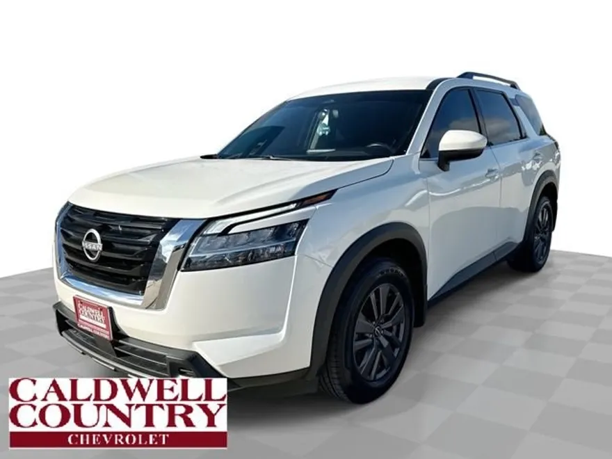 2022 Nissan Pathfinder SV photo 1