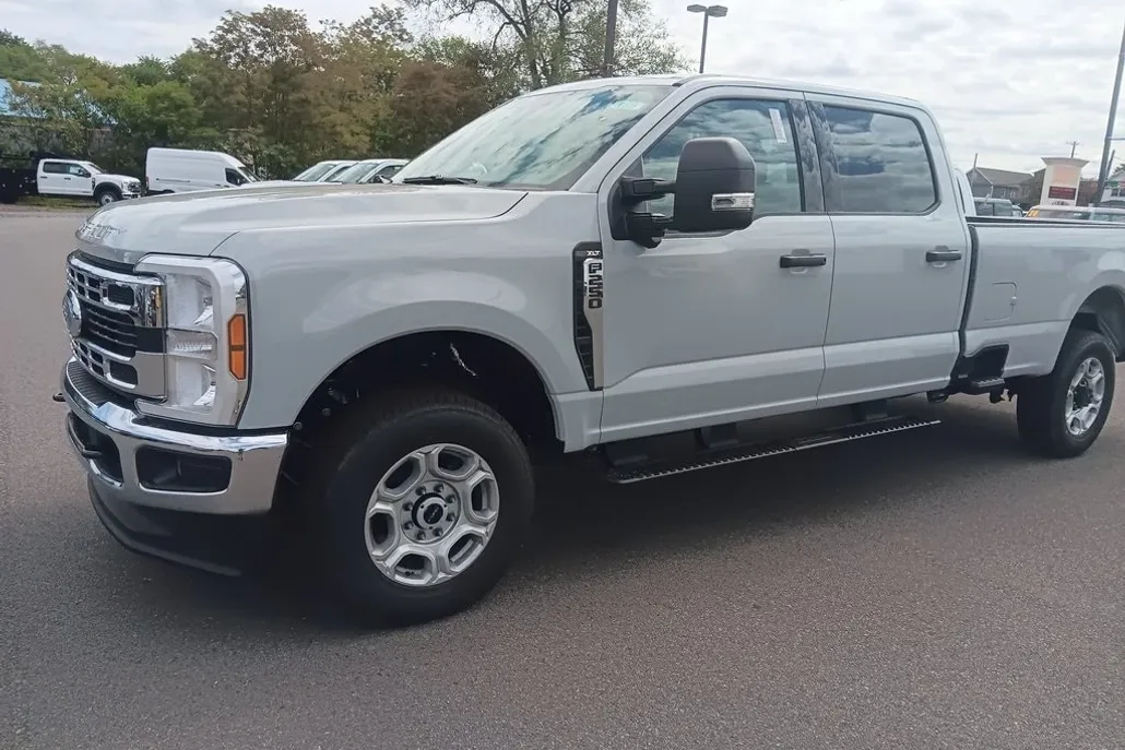 2026 Ford F-250 photo 1