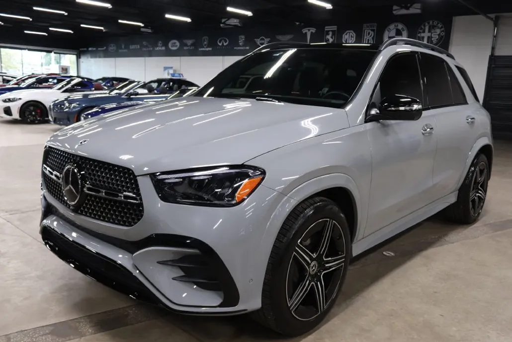 2025 Mercedes Benz GLE 450e 4MATIC photo 1