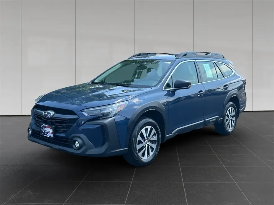 2023 Subaru Outback Base photo 1