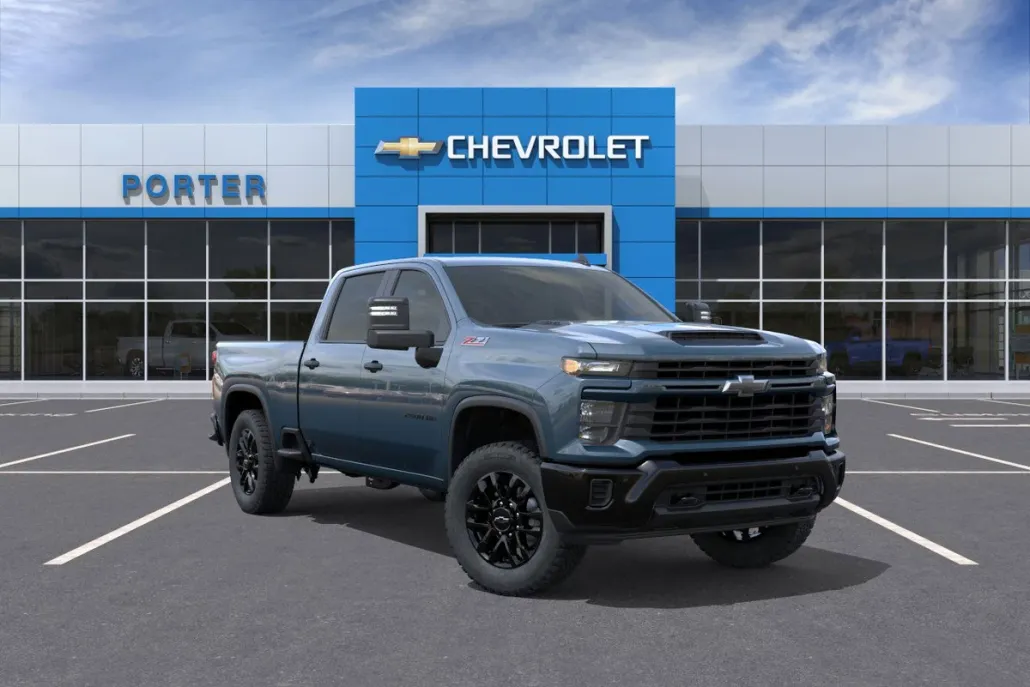 2026 Chevrolet Silverado Custom photo 1