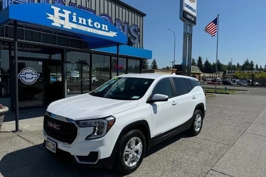 2024 Gmc Terrain SLE photo 1