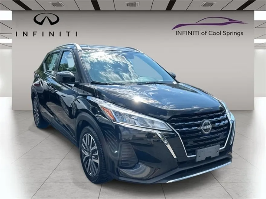 2024 Nissan Kicks SV photo 1