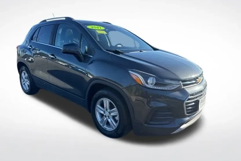 2017 Chevrolet Trax LT photo 1