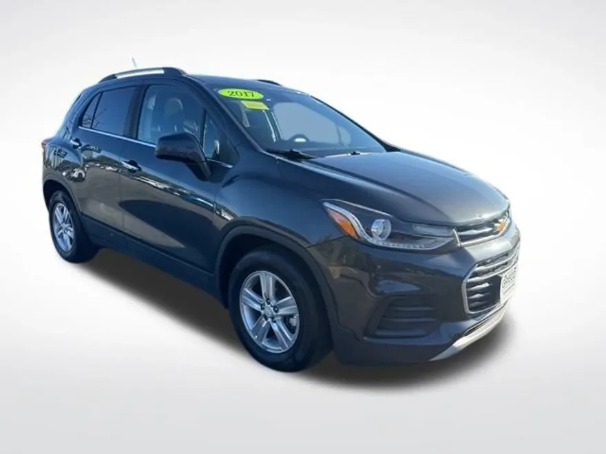 2017 Chevrolet Trax LT photo 1