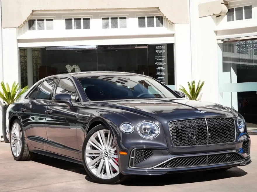 2025 Bentley Flying Spur Speed photo 1